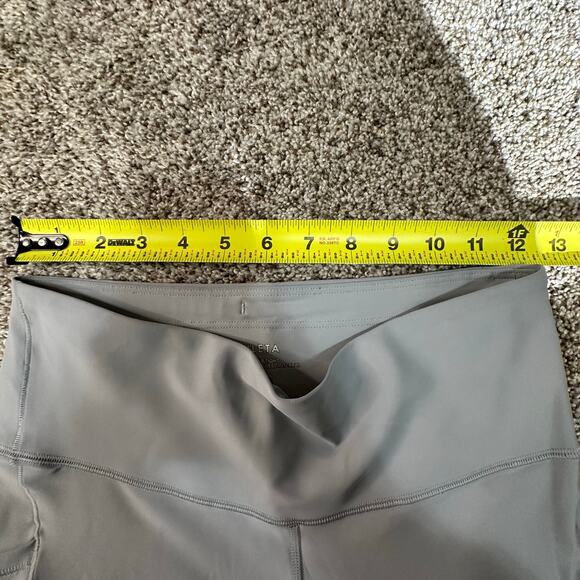 ATHLETA Women's Interval Stash High Rise 7/8 Legging Size M In Storm Cloud - Picture 7 of 12